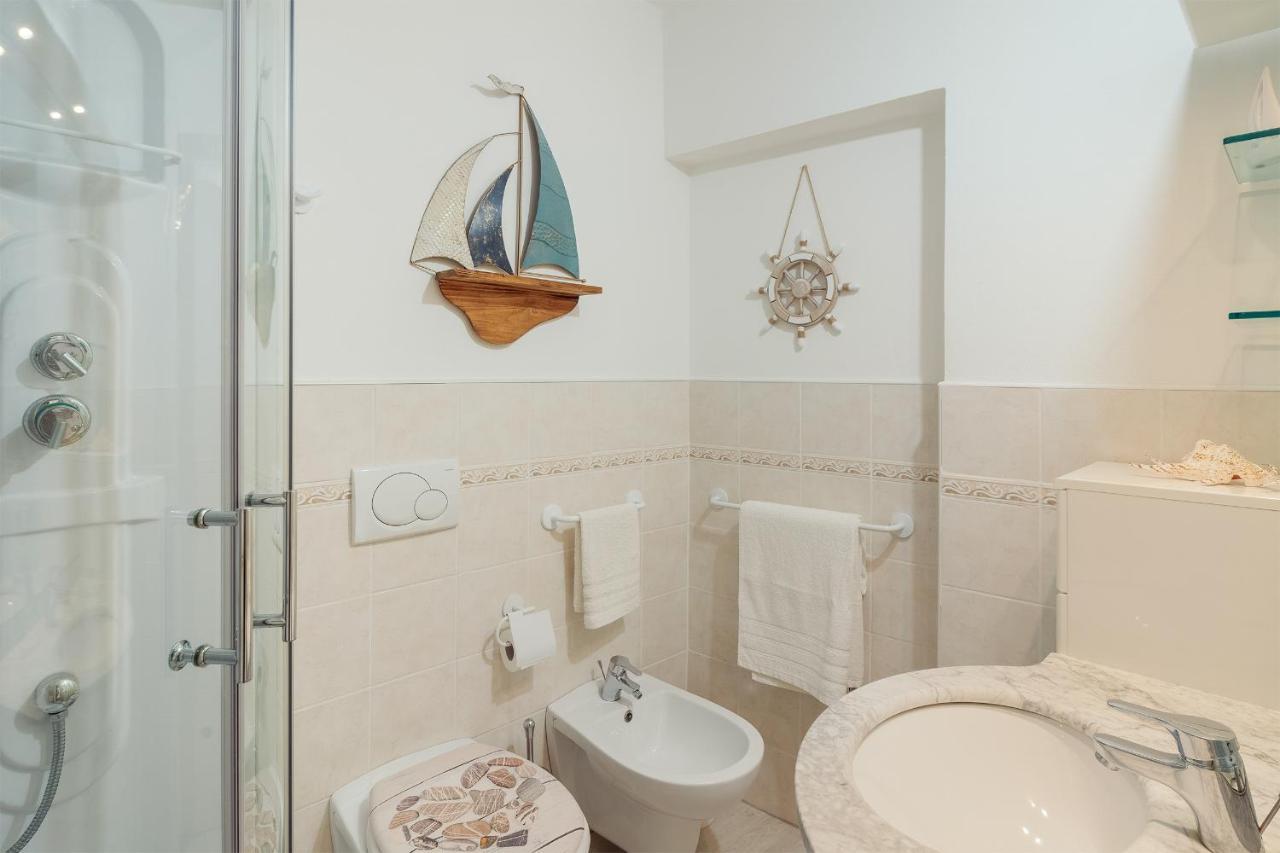 Sanremo Amazing Apartment With Private Parking Exterior foto